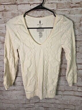 FP Movement 3/4 Sleeve Top Size M/L Cream Color NWoT V-Neck